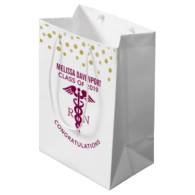 Sac Cadeau Moyen Félicitations infirmière RN Diplômé Red Caduceus (Devant Angle)