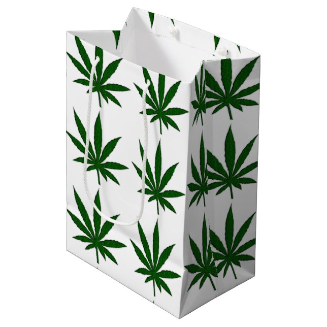 Sac Cadeau Moyen Feuille de mauvaise herbe (Devant Angle)