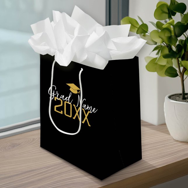 Sac Cadeau Moyen Grande année - Nom et Casquette - Graduation d'or  (Custom Graduation Gift Bag with a pace for the graduate's name)