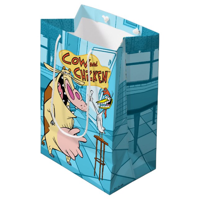 Sac Cadeau Moyen Graphique souriant de vache et de poulet (Devant Angle)