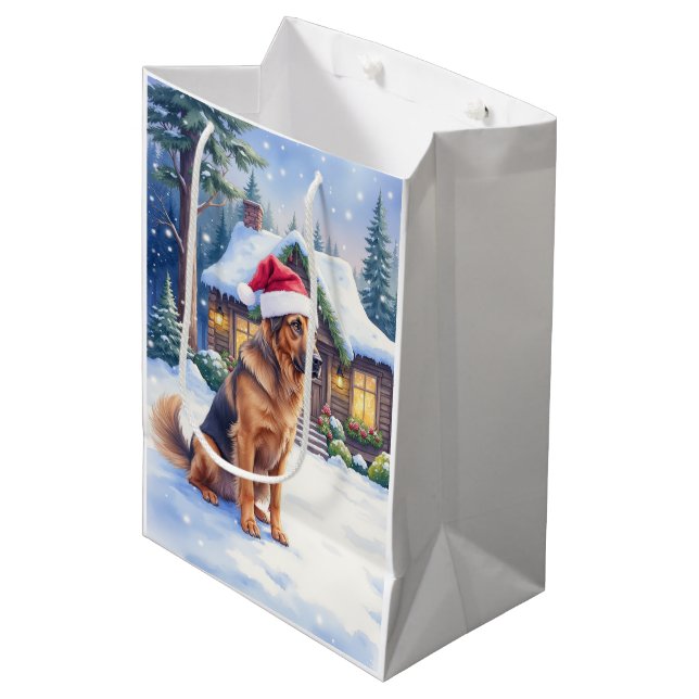 Sac Cadeau Moyen Hanoverian Scenthound Snowy Forest Cabin Santa Hat (Devant Angle)