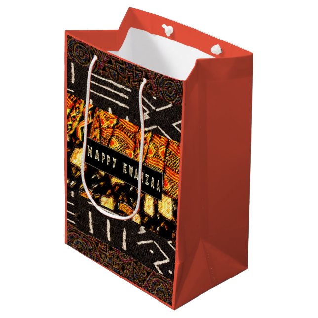 Sac Cadeau Moyen Joyeux Kwanzaa (Devant Angle)