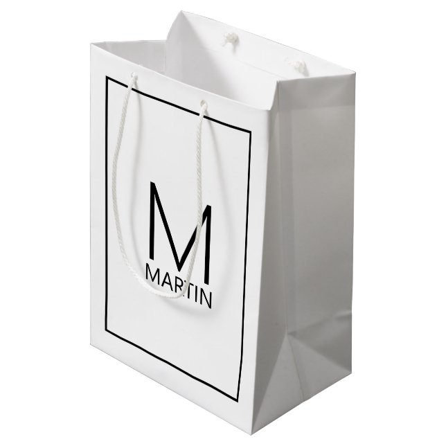 Sac Cadeau Moyen Monogramme et nom personnalisé moderne Medium Cade (Devant Angle)