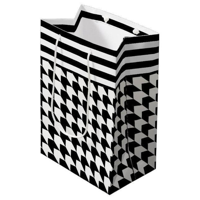 Sac Cadeau Moyen Motif de base noir classique (Devant Angle)