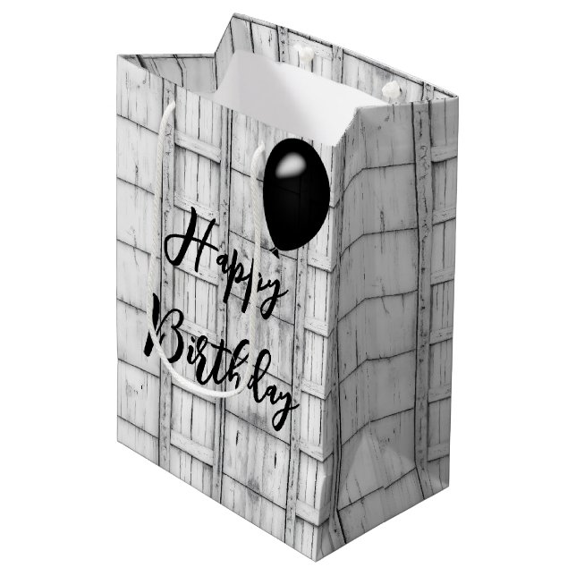 Sac Cadeau Moyen Motif de bois blanchi symétrique Birthday (Devant Angle)