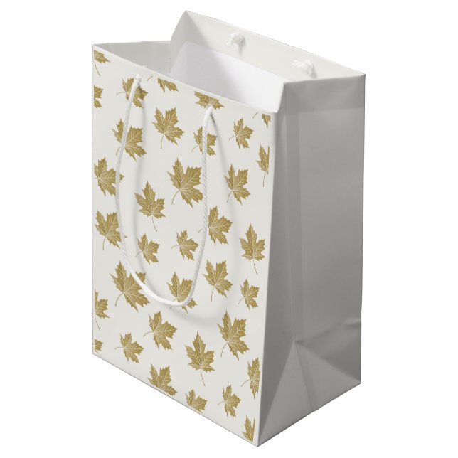 Sac Cadeau Moyen Motif de feuille d'érable d'or antique (Devant Angle)