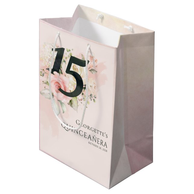 Sac Cadeau Moyen Quinceanera florale 15e anniversaire Pink Greenery (Devant Angle)