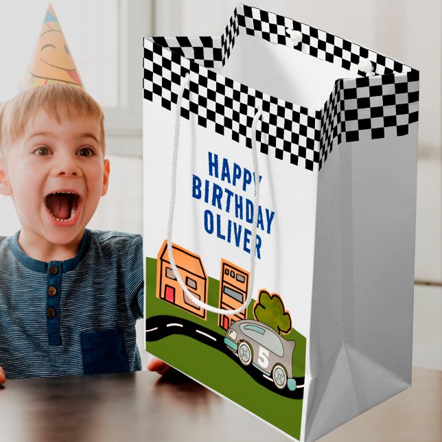 Sac Cadeau Moyen Racing Car Road Nom de la maison Joyeux anniversai (Créateur téléchargé)