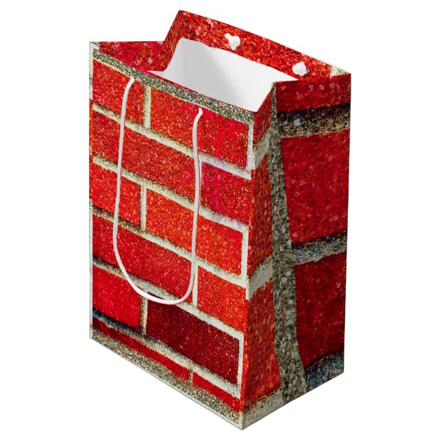 Sac Cadeau Moyen Red Brick & Parties scintillant Holiday Naughty ou (Devant Angle)