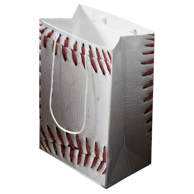 Sac Cadeau Moyen Rouge de baseball (Devant Angle)