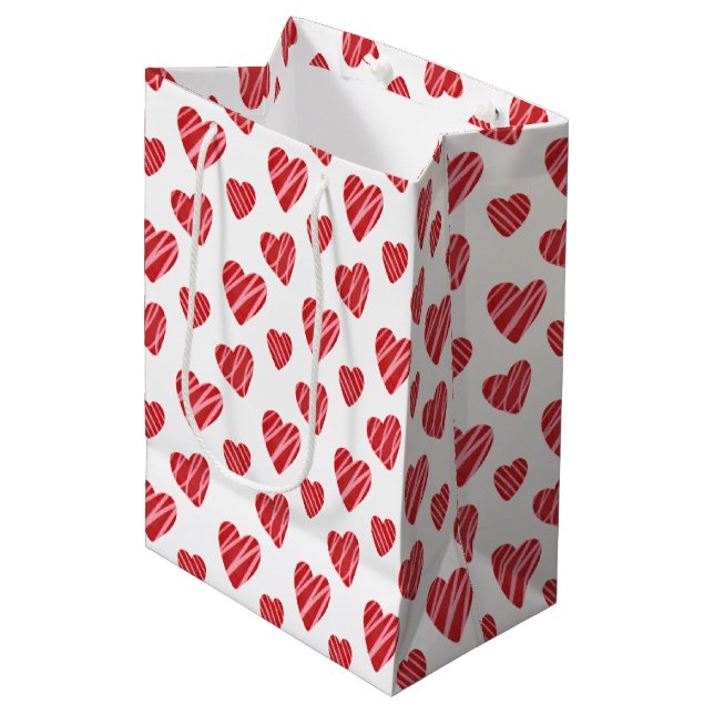 Sac Cadeau Moyen Whimsical Red Hearts Saint Valentin (Devant Angle)