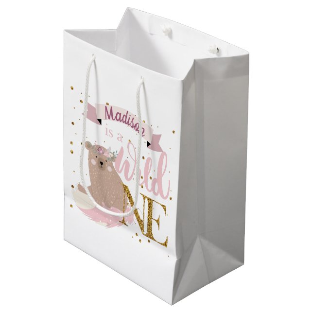 Sac Cadeau Moyen Wild One Personnalisé Premier Anniversaire (Devant Angle)
