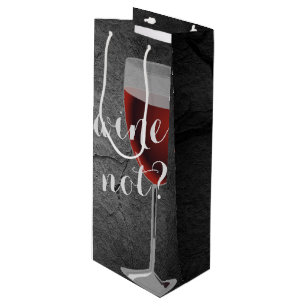 Sac Cadeau Pour Bouteille vin rouge en verre sur roche