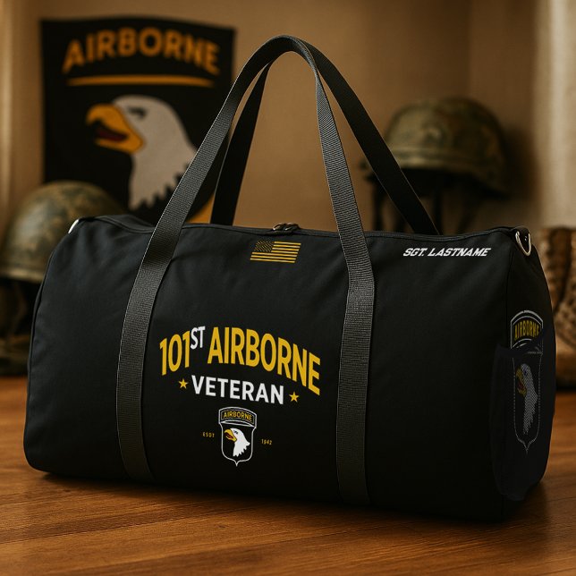 Sac De Sport 101st Airborne Veteran Tribute Personalized (101st Airborne Veteran "Screaming Eagles" Tribute Black Duffle Bag)