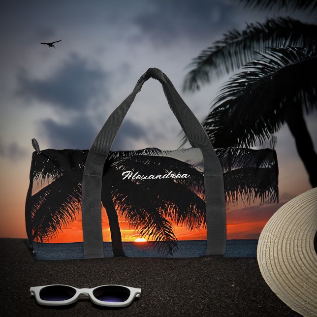 Sac De Sport Coucher de soleil moderne Plage d'été Palmiers Per (Modern Sunset Summer Beach Palm Trees Custom Duffle Bag is great to personalize and use everyday. )