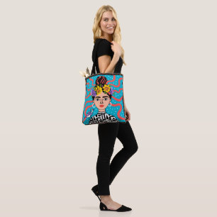 Sac fourre-tout de style bohème Frida sur modèle