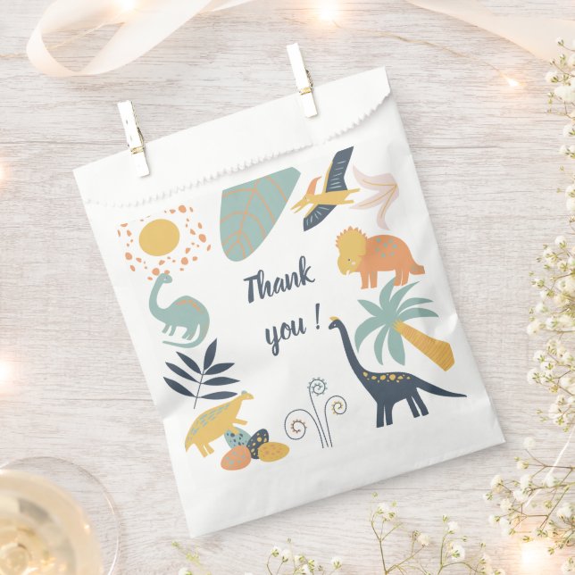 Sachets En Papier Boho Dinosaur Baby Birthday Party Invitation (Coupé)