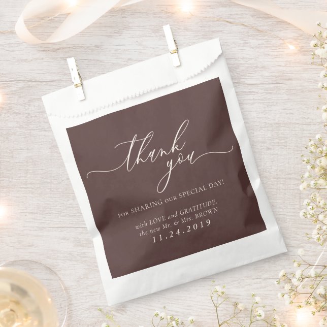 Sachets En Papier Chocolate Brown Formal Minimalist Wedding (Coupé)