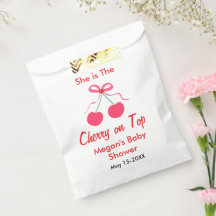 Elle est la cerise sur le Baby shower de fille Coq