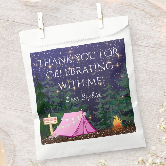 Sachets En Papier Fille Glamping Camping  (Personalize and fill with treats or favors.)