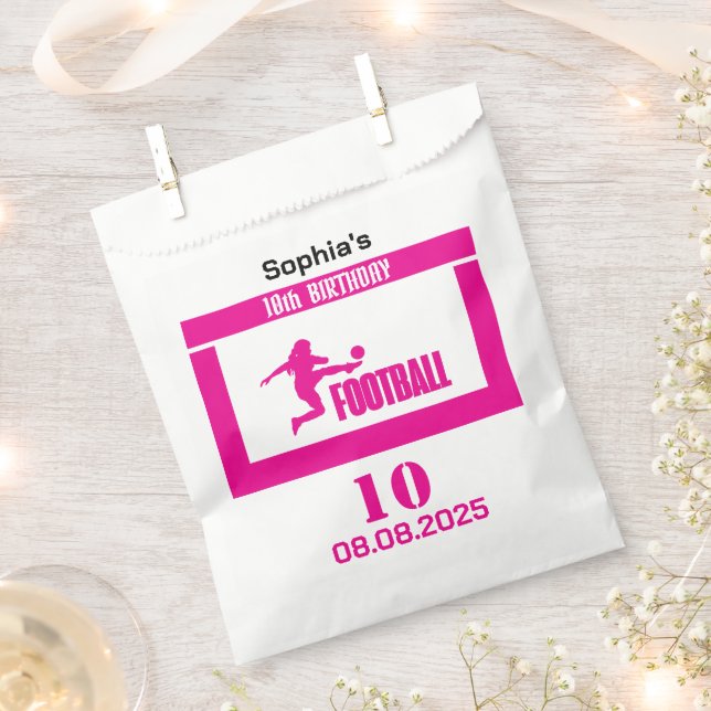 Sachets En Papier Joueuse de football fille, équipe fille d'annivers (Coupé)