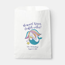 La sirène embrasse le sac blanc de faveur