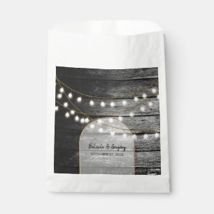 Sachets En Papier Moderne Rustique Noir Bois Lumière Arc Mariage