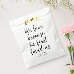 Sachets En Papier Nous Aimons Parce Qu'Il Nous Aimait Pour La Premiè