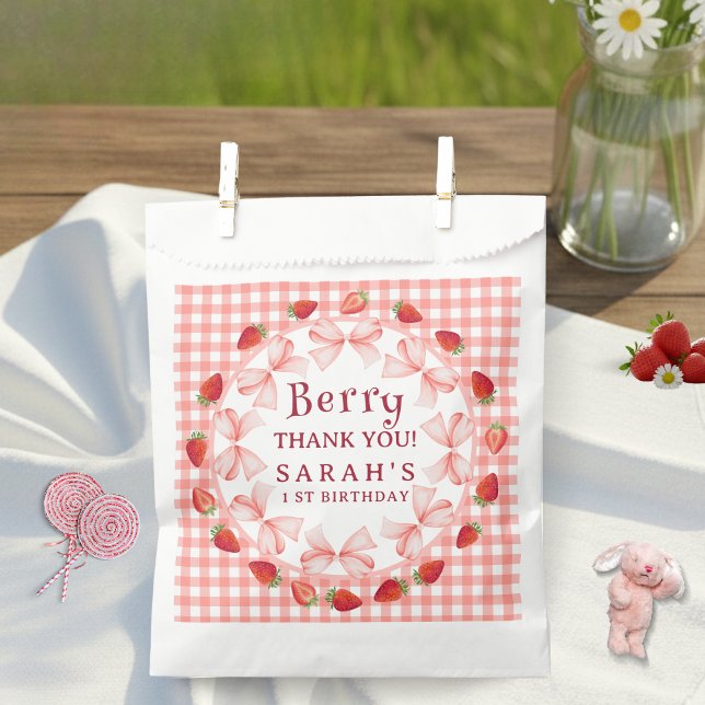 Sachets En Papier Première année de Coquette Berry, Gingham rouge (Coquette Berry First Birthday Red Gingham Favor Bag)