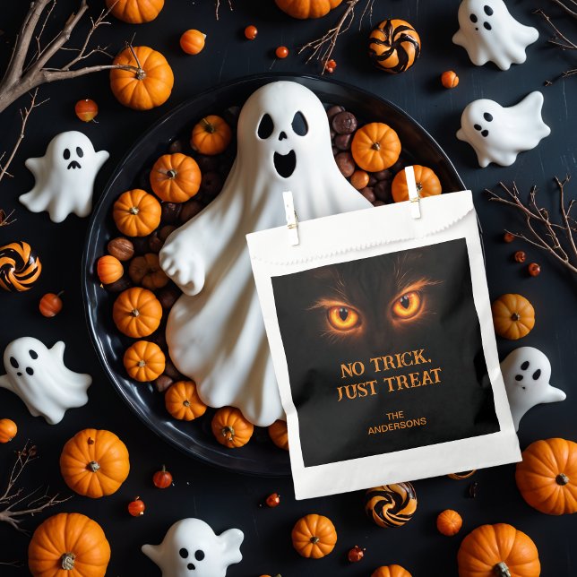 Sachets En Papier Sinister Glowing Orange Eyes Halloween (Sinister Glowing Orange Eyes Halloween Favor Bags.)