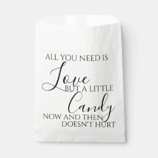Sachets En Papier Tout ce dont vous avez besoin est amour mariage bo