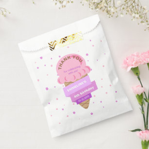 Sachets En Papier Voici la glace de crème glacée rose douce d'annive