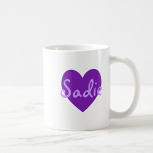 Sadie in Lila Kaffeetasse
