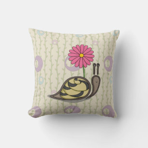 Sadie the Snail Pillow Kissen