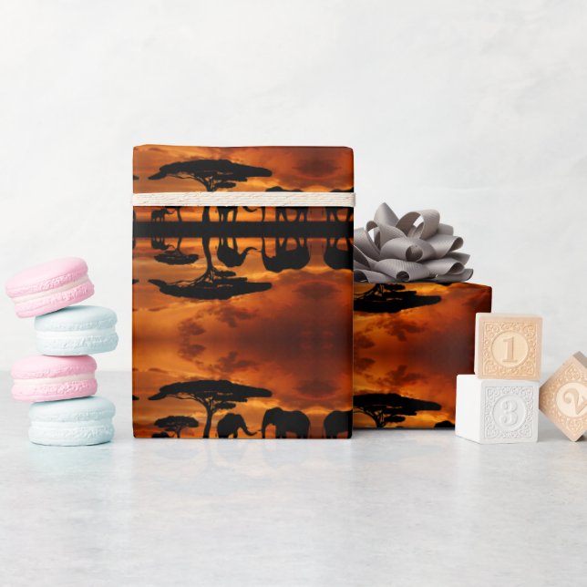 Safari African Baobab Tree Elefant Silhouette Geschenkpapier (Babyparty)