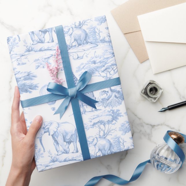 Safari Animals Toile de Jouy Dusty Blue Geschenkpapier (Schenken)