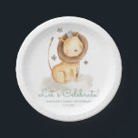 Safari Watercolor Lion Prince Kindergeburtstag Pappteller<br><div class="desc">Fügen Sie Ihrem Event einen niedlichen Safari-Akzent mit diesen anpassbaren Papier-Tellern hinzu. Es zeigt Aquarellbilder eines Löwenprinzen,  der in einer Wolke mit Sternen sitzt. Personalisieren Sie Ihre persönlichen Daten,  indem Sie Ihre eigenen Daten hinzufügen. Diese Löwenpapiere sind ideal für Babyduschen und Kindergeburtstag-Party.</div>