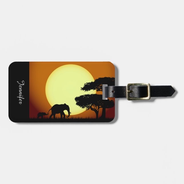 Safarielefanten am Sonnenuntergang Gepäckanhänger (Vorderseite horizontal)