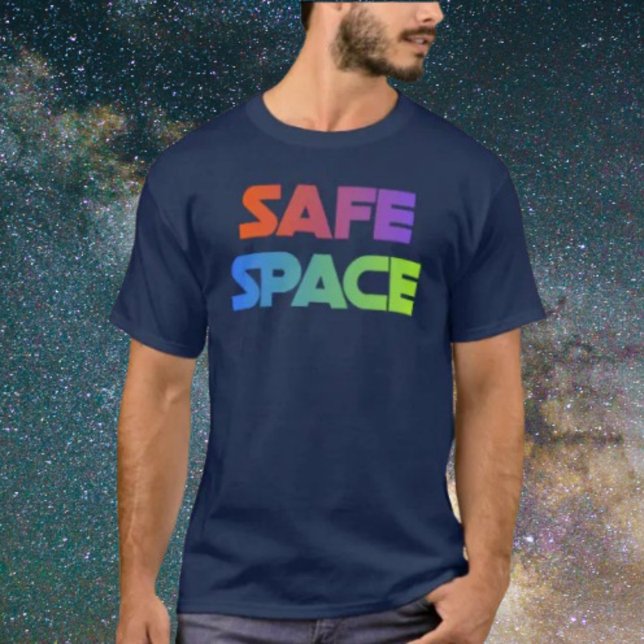 SAFE SPACE - Fett-Rainbow-Shirt T-Shirt (Von Creator hochgeladen)