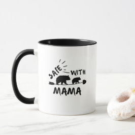 Safe With Mama Bear Silhouette Art Tasse