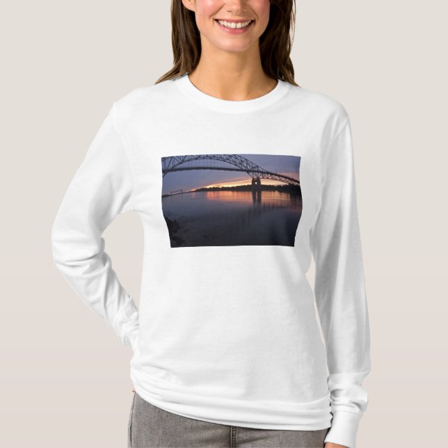 Sagamor Brücke über den Cape Cod Kanal, 2 T-Shirt (Vorderseite)