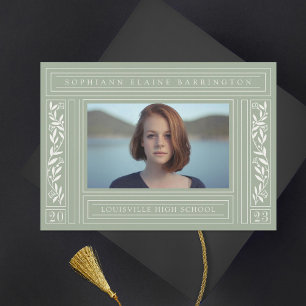 Sage Green Abschluss Foto Ankündigung