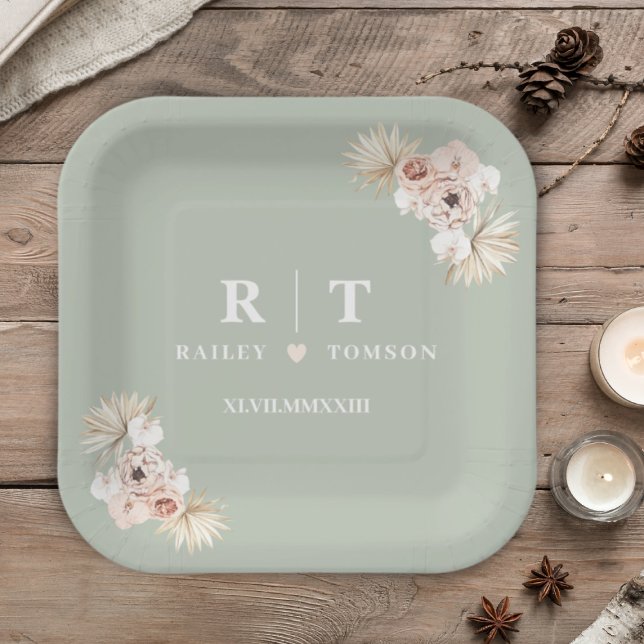 Sage Green Boho Floral Elegant Wedding Monogram Pappteller (Von Creator hochgeladen)
