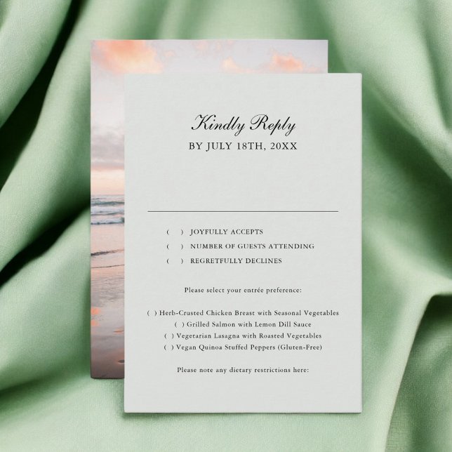 Sage Green Classic Calligraphy Foto Wedding RSVP Karte (Von Creator hochgeladen)