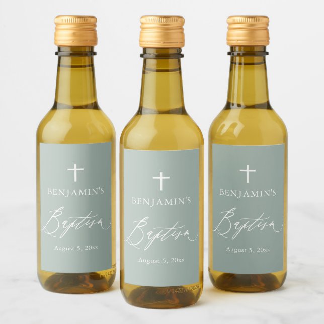 Sage Green Cross Boy Baptism Mini Étiquette de vin (Bouteilles)