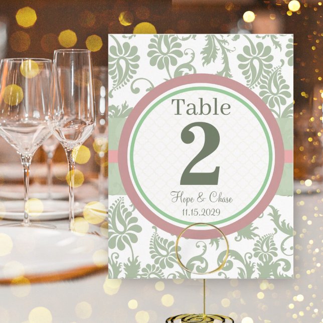 Sage Green Dusy Rose sur le numéro de table blanc (Créateur téléchargé)