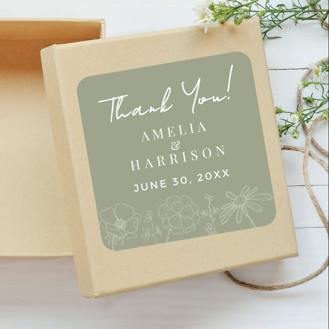 Sage Green Elegant Floral Wedding Vielen Dank Quadratischer Aufkleber (Sage Green Elegant Floral Wedding Thank You Square Favor Sticker with Couple Names, Wedding Date.)