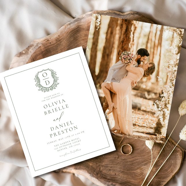 Sage Green Elegant Leafy Wappen Monogram Wedding (Von Creator hochgeladen)