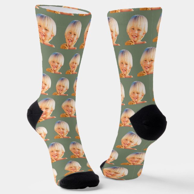 Sage Green Funny Custom Son Face Foto Crew Socken (Gewinkelt)