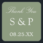 Sage Green Gastgeschenk Hochzeit Dankeschön Aufkle Quadratischer Aufkleber<br><div class="desc">Sage Green Gastgeschenk Hochzeit Danke Sticker,  bitte personalisieren Sie mit den Initialen des Paares und das Datum der Hochzeit,  mit der Online-Personalisierung Vorlage vor der Bestellung. Das schlichte,  attraktive Design auf dem Aufkleber zeichnet sich durch eleganten weißen Text in einer schönen,  grün leuchtenden Farbe aus.</div>